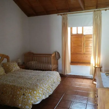 Casa Rural Emilia Semesterbostad